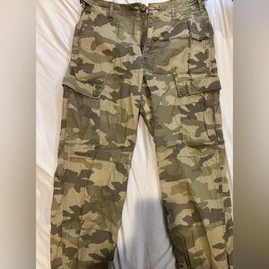 Garage Camo Pants